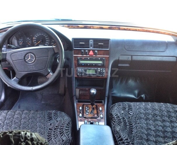 Mercedes C 240 2000, 187,000 km - 2.4 l - Bakı