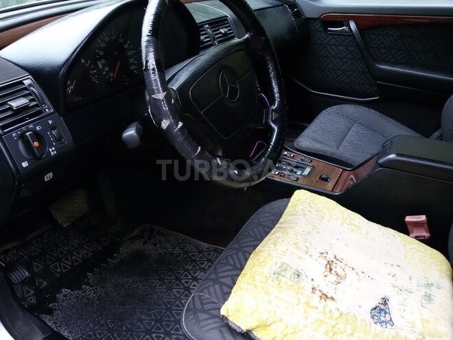 Mercedes C 180 1993, 261,269 km - 1.8 l - Balakən