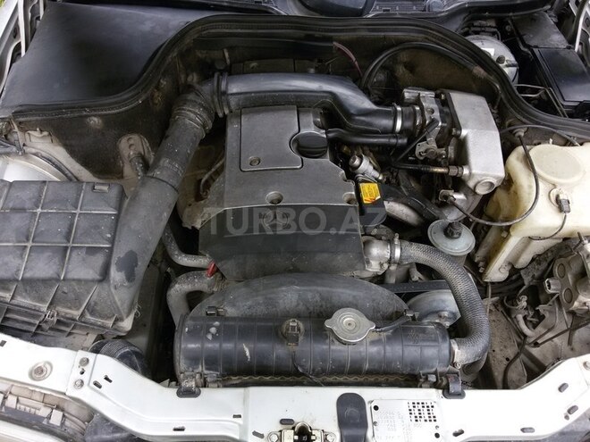 Mercedes C 180 1993, 261,269 km - 1.8 l - Balakən