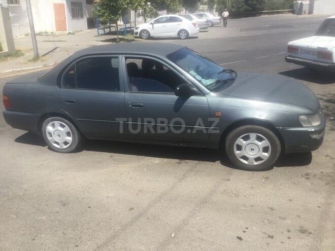 Toyota Corolla 1995, 240,000 km - 1.6 л - Bakı