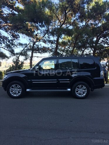 Mitsubishi Pajero 2015, 47,500 km - 3.0 л - Bakı