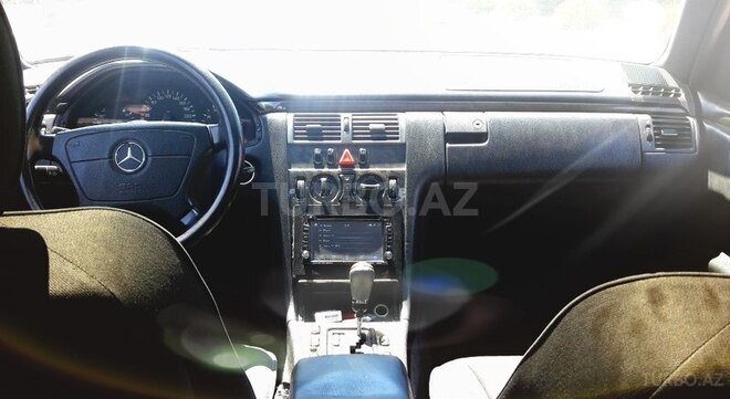 Mercedes E 240 1998, 386,100 km - 2.4 л - Bakı