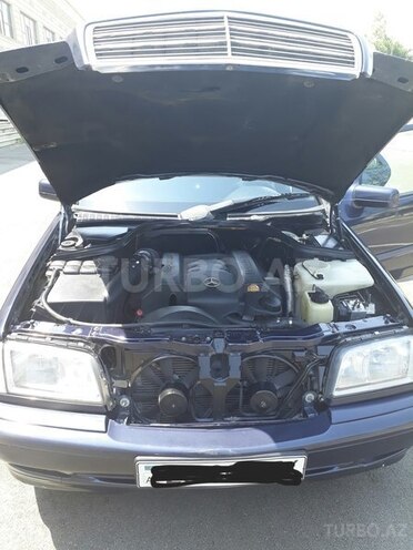 Mercedes C 240 1998, 280,000 km - 2.4 l - Yevlax