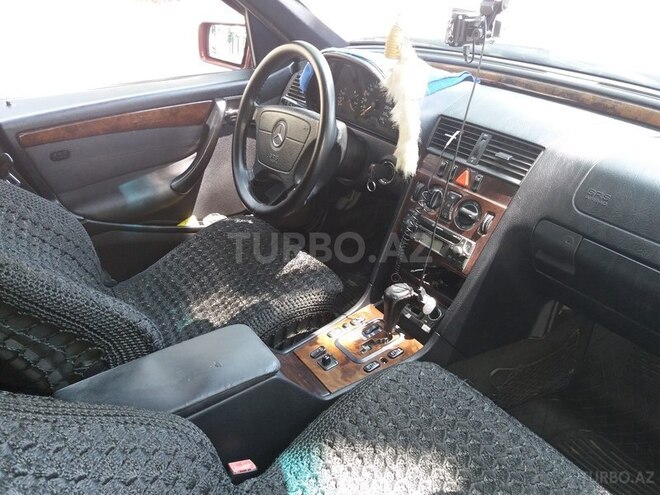 Mercedes C 180 1999, 249,000 km - 1.8 l - Mingəçevir