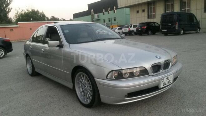 BMW 525 2001, 230,000 km - 2.5 l - Sumqayıt