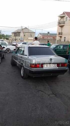 Mercedes 190 1989, 321,508 km - 2.0 л - Bakı