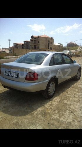 Audi A4 1999, 264,000 km - 1.6 l - Bakı