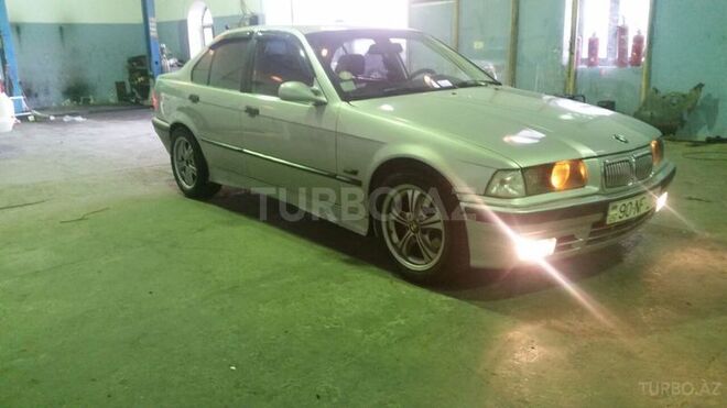 BMW 325 1995, 216,000 km - 2.5 л - Bakı