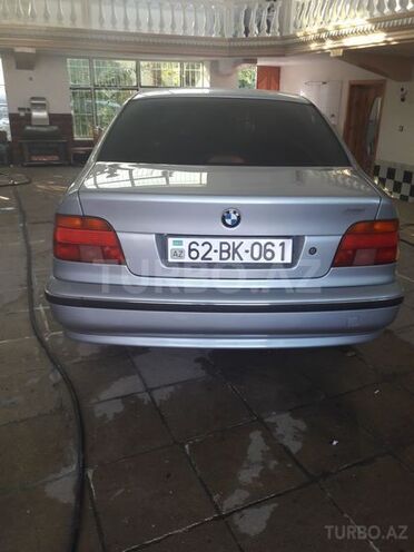 BMW 528 1999, 2,358,500 km - 2.8 л - Bakı