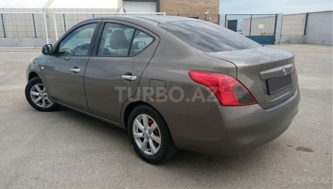 Nissan Sunny 2012, 100,000 km - 1.5 л - Bakı