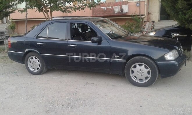 Mercedes C 230 1996, 273,000 km - 2.3 l - Sumqayıt