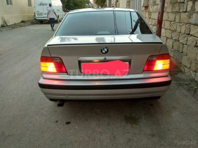 BMW 325 1995, 218,000 km - 0.3 л - Bakı
