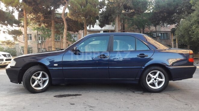 Mercedes C 180 1997, 250,000 km - 1.8 l - Bakı