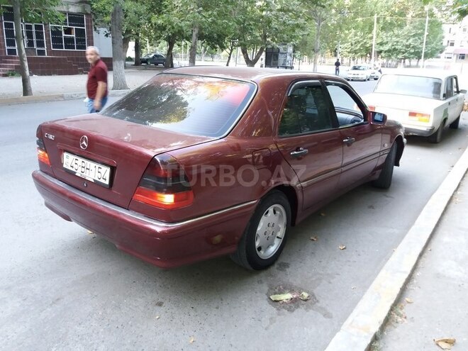 Mercedes C 180 1999, 249,000 km - 1.8 l - Mingəçevir