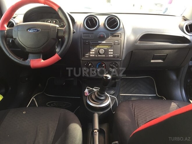 Ford Fiesta 2007, 204,000 km - 1.4 l - Bakı