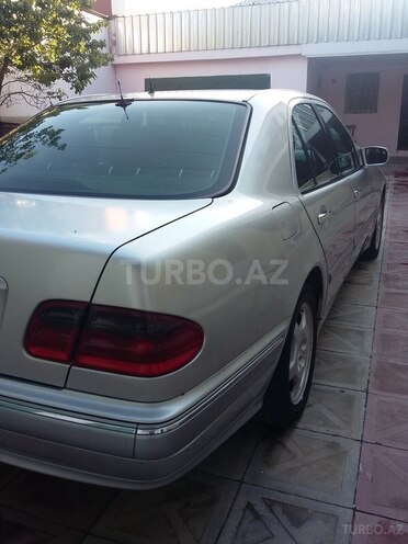 Mercedes E 220 2000, 390,000 km - 0.2 l - Bakı
