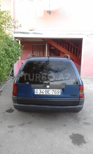 Opel Astra 1992, 200,000 km - 2.0 l - Ucar