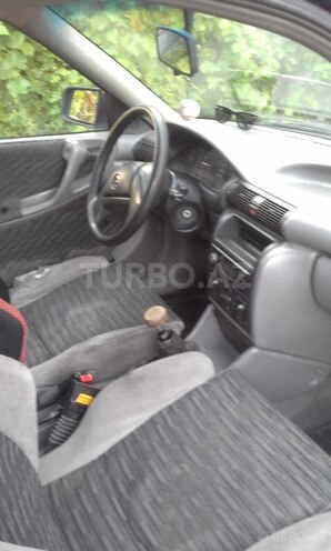 Opel Astra 1992, 200,000 km - 2.0 l - Ucar