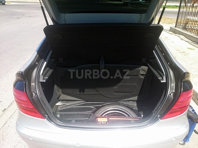 Mercedes C 200 2001, 180,000 km - 2.0 l - Bakı