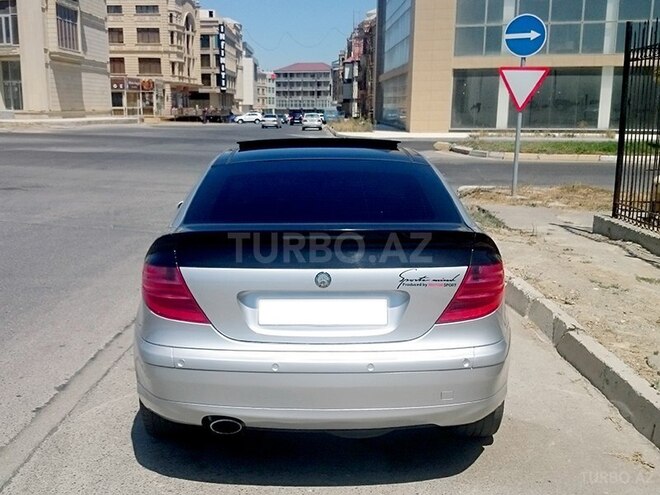 Mercedes C 200 2001, 180,000 km - 2.0 l - Bakı