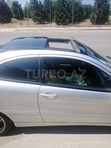 Mercedes C 200 2001, 180,000 km - 2.0 l - Bakı