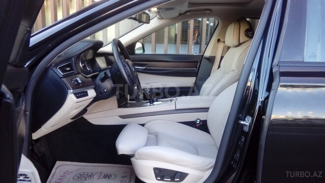 BMW 750 2012, 33,000 km - 4.4 l - Bakı
