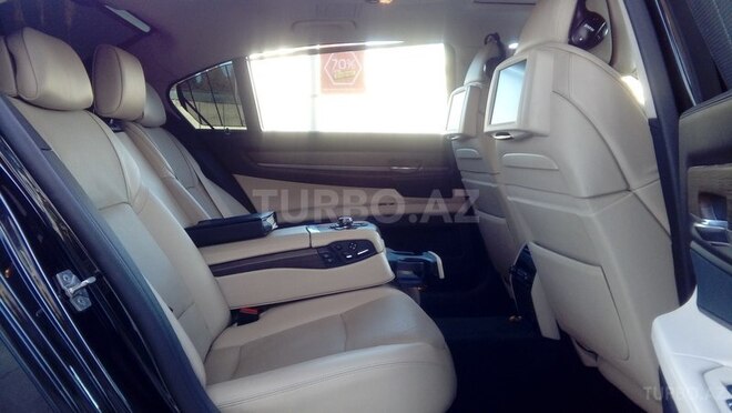 BMW 750 2012, 33,000 km - 4.4 l - Bakı