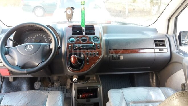 Mercedes Vito 1999, 445,000 km - 2.2 l - Bakı