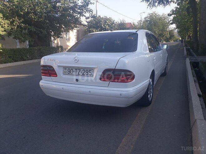 Mercedes E 240 1998, 290,000 km - 2.4 l - Şəmkir