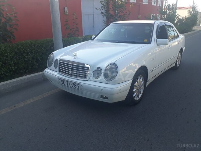 Mercedes E 240 1998, 290,000 km - 2.4 l - Şəmkir