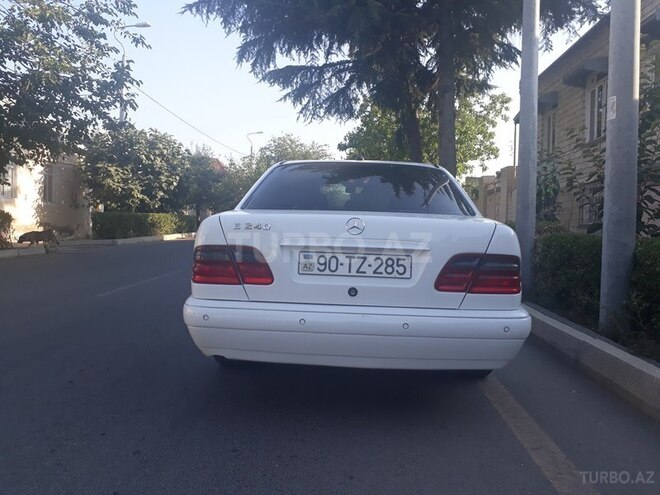 Mercedes E 240 1998, 290,000 km - 2.4 l - Şəmkir