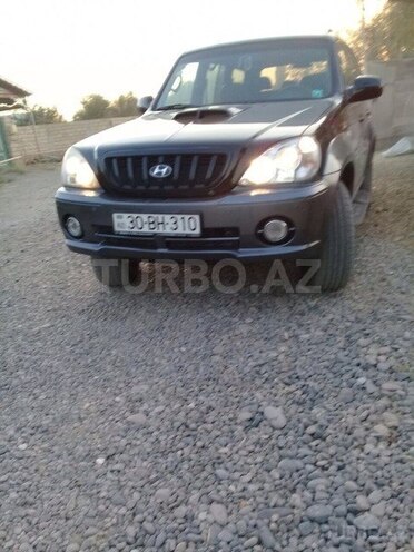 Hyundai Terracan 2003, 200,000 km - 2.9 l - İmişli