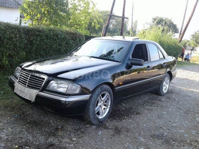 Mercedes C 200 1993, 250,000 km - 2.0 l - Balakən