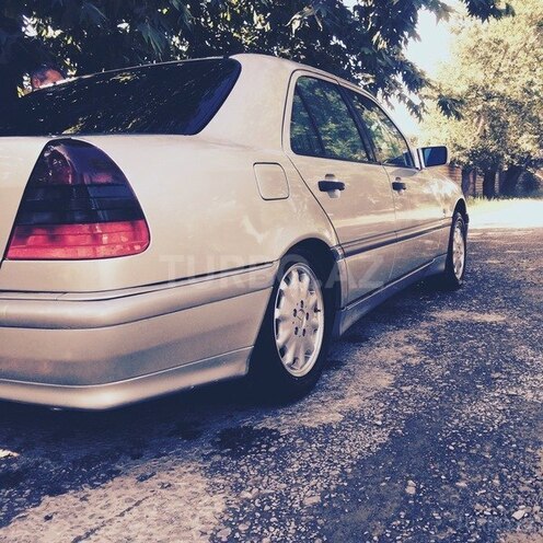 Mercedes C 180 1998, 342,500 km - 1.8 l - Ucar