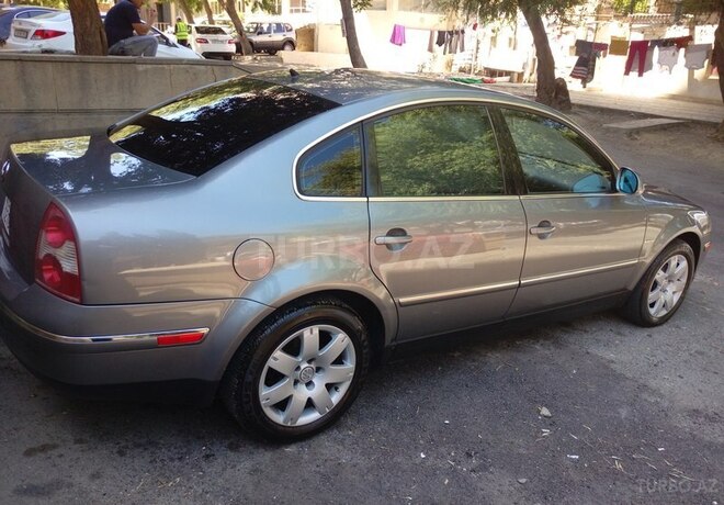 Volkswagen Passat 2004, 134,000 km - 1.8 l - Bakı