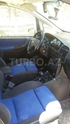 Opel Zafira 2000, 300,000 km - 0.3 l - Sumqayıt