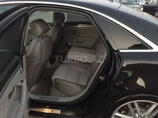 Audi S8 2007, 60,000 km - 5.2 l - Bakı