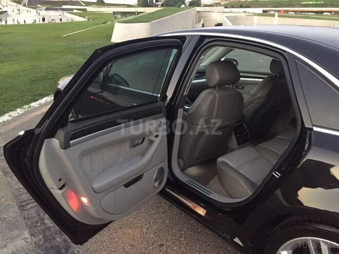 Audi S8 2007, 60,000 km - 5.2 l - Bakı