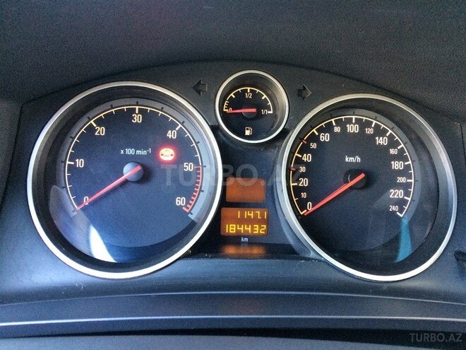 Opel Zafira 2006, 184,432 km - 1.9 l - Bakı