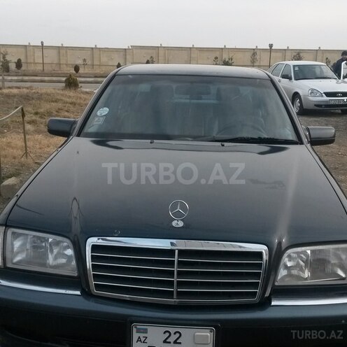 Mercedes C 240 2000, 183,000 km - 2.4 л - Goranboy