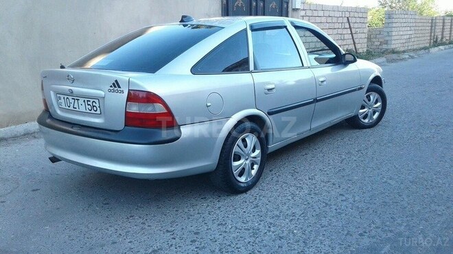 Opel Vectra 1998, 320,000 km - 1.8 л - Bakı