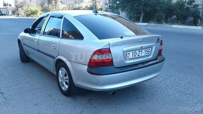 Opel Vectra 1998, 320,000 km - 1.8 л - Bakı