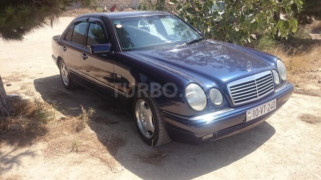 Mercedes E 240 1998, 351,000 km - 2.4 l - Bakı