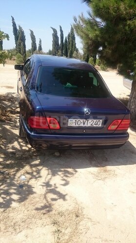 Mercedes E 240 1998, 351,000 km - 2.4 l - Bakı