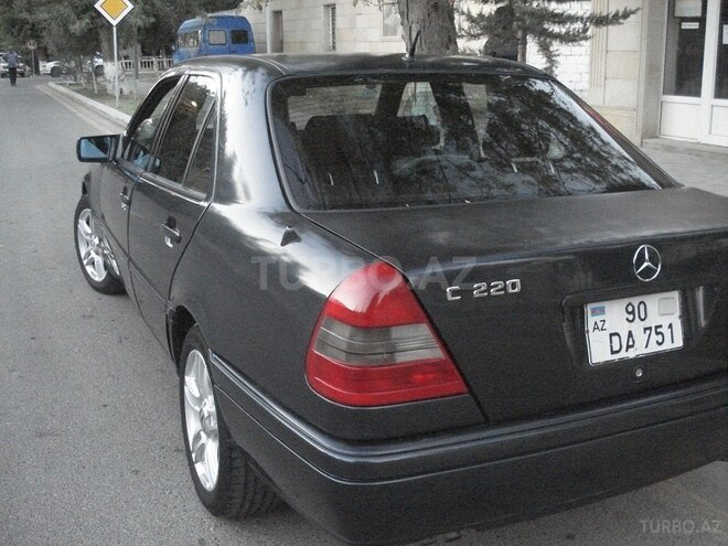 Mercedes C 220 1995, 328,570 km - 2.2 l - Salyan