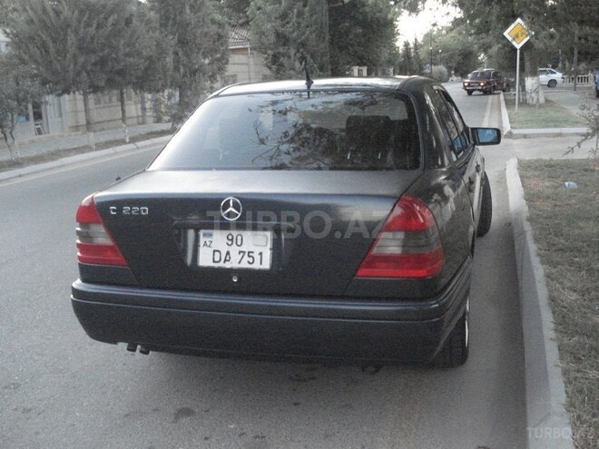 Mercedes C 220 1995, 328,570 km - 2.2 l - Salyan