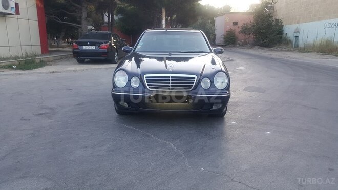 Mercedes E 240 2000, 235,890 km - 2.4 l - Bakı