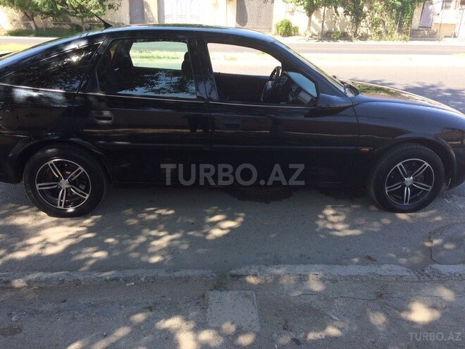 Opel Vectra 1998, 310,000 km - 1.6 л - Sumqayıt