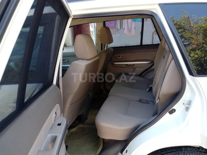 Suzuki Grand Vitara 2008, 98,000 km - 2.4 l - Sumqayıt