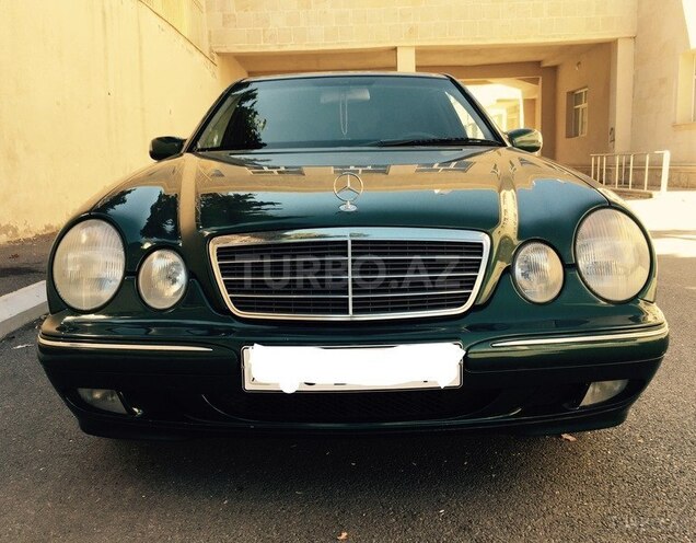 Mercedes E 240 1999, 267,000 km - 2.6 l - Bakı